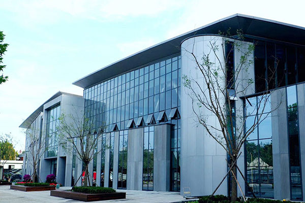 吉林幕墻工程公司為環境保護添動力